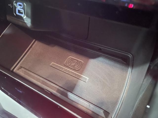 ジープ・コマンダー リミテッド 登録済未使用車 ハンズフリー電動バックドア ワイヤレスAppleCarPlay 10.1型ナビ 360度モニター アダプティブクルーズコントロール ブレーキホールド LEDヘッドライト(39枚目)