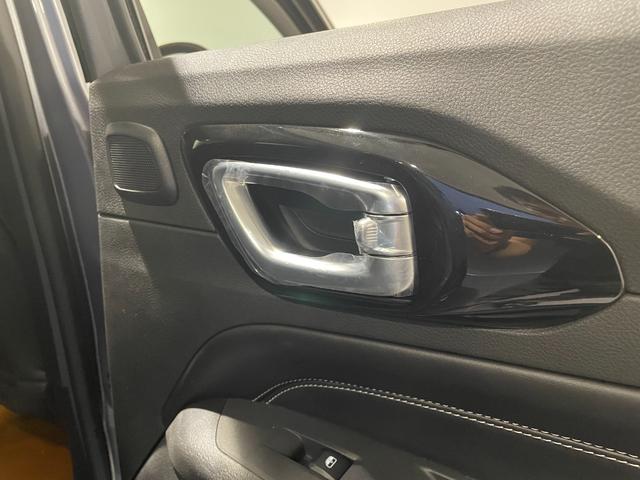 ジープ・コマンダー リミテッド 登録済未使用車 ハンズフリー電動バックドア ワイヤレスAppleCarPlay 10.1型ナビ 360度モニター アダプティブクルーズコントロール ブレーキホールド LEDヘッドライト(55枚目)