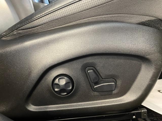 ★各担当が保険募集人の資格を取得しております。お車のみならず、任意保険のご相談もお気軽にお申し付け下さい。ＪＥＥＰ専門の正規ディーラー補償も自動付帯と大変充実しております！