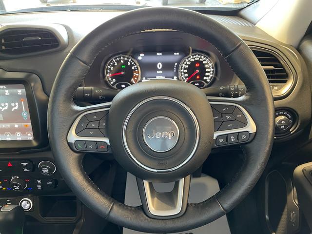 ジープ・レネゲード リミテッド　禁煙車　ＬＥＤヘッドライト　純正ドライブレコーダー前後　電動本革シート　ＡｐｐｌｅＣａｒＰｌａｙ　８．４型ナビ　バックカメラ　ＥＴＣ２．０　アダプティブクルーズコントロール　電動パーキングブレーキ（20枚目）