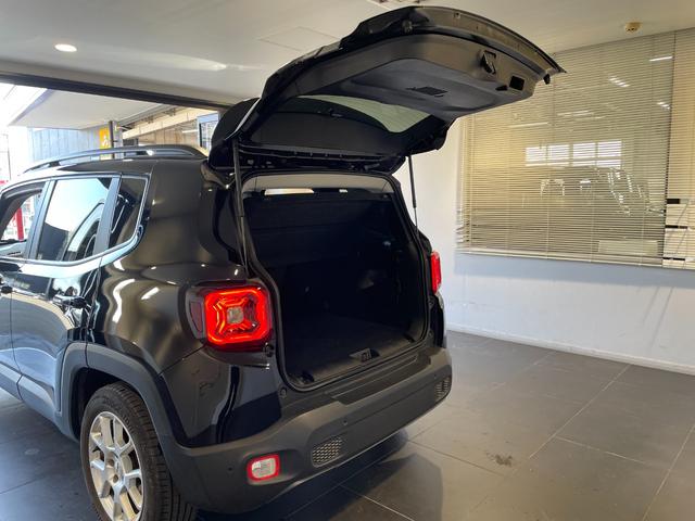 ジープ・レネゲード リミテッド　禁煙車　ＬＥＤヘッドライト　純正ドライブレコーダー前後　電動本革シート　ＡｐｐｌｅＣａｒＰｌａｙ　８．４型ナビ　バックカメラ　ＥＴＣ２．０　アダプティブクルーズコントロール　電動パーキングブレーキ（45枚目）