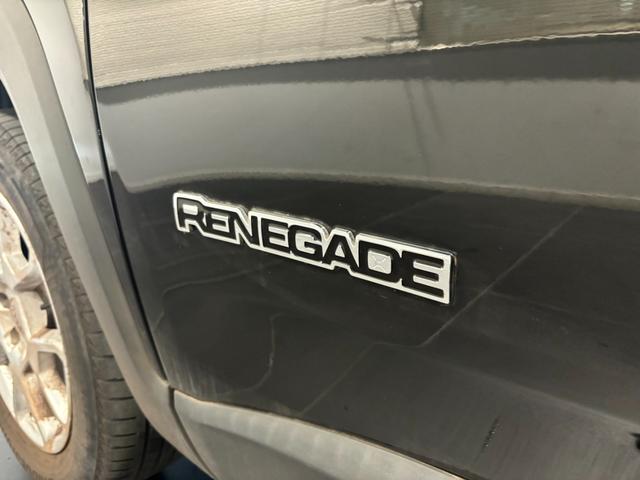 ジープ・レネゲード リミテッド　電動本革シート　アダプティブクルーズコントロール　シートヒーター（46枚目）