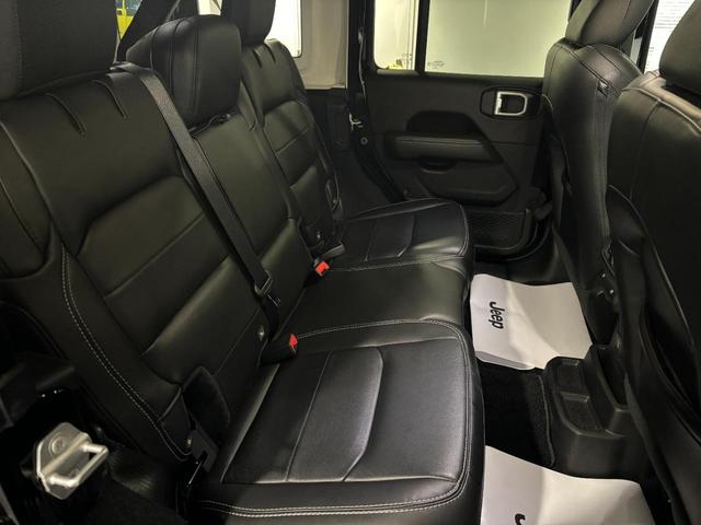 ジープ・ラングラーアンリミテッド サハラ　ワンオーナー　禁煙車　ドラレコ前後　Ａｐｐｌｅ　Ｃａｒ　Ｐｌａｙ　本革シート　シートヒーター　アダプティブクルーズコントロール　ＬＥＤヘッドライト（37枚目）