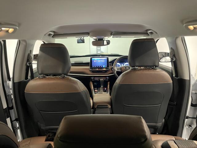 ジープ・コマンダー リミテッド　ワンオーナー　禁煙車　ドラレコ前後　電動本革シートシートヒーター　１０．１インチナビ　ワイヤレスＡｐｐｌｅ　Ｃａｒ　Ｐｌａｙ　ハンズフリーパワーリフトゲート　ワイヤレス充電　ＬＥＤヘッドライト（63枚目）