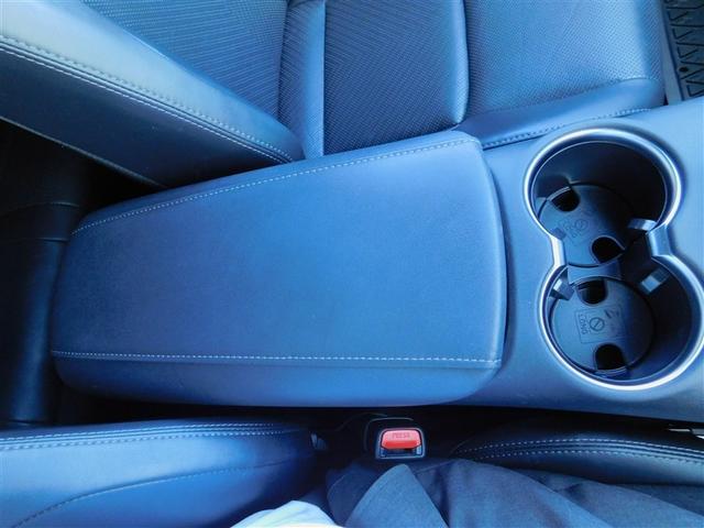 ハリアーハイブリッド Ｚ　レザーパッケージ　地デジ　横滑防止　盗難防止システム　Ｂモニター　革　ＬＥＤライト　パワーウィンドウ　クルコン　スマートキ－　助手席エアバック　パワーシート　エアバッグ　オートエアコン　ナビＴＶ　ドライブレコーダ（27枚目）