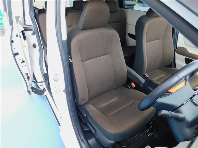 シエンタ G ナビ・TV スマートキープッシュスタート アイドリングS リアカメラ 地デジフルセグ 定期点検記録簿 フルオートエアコン パワーウィンド ETC 運転席エアバック パワステ キーフリーシステム ABS(6枚目)