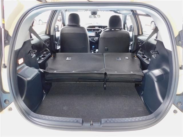 アクア クロスオーバー　メディアプレイヤー接続　Ｂカメラ　イモビライザー　ナビＴＶ　エアコン　ＬＥＤ　ＥＳＣ　アルミホイール　キーフリー　ワンセグ　ＥＴＣ　パワーステアリング　パワーウィンドウ　メモリーナビ　ＡＢＳ（10枚目）