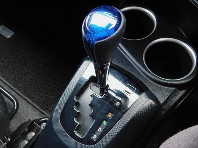 アクア クロスオーバー　メディアプレイヤー接続　Ｂカメラ　イモビライザー　ナビＴＶ　エアコン　ＬＥＤ　ＥＳＣ　アルミホイール　キーフリー　ワンセグ　ＥＴＣ　パワーステアリング　パワーウィンドウ　メモリーナビ　ＡＢＳ（18枚目）