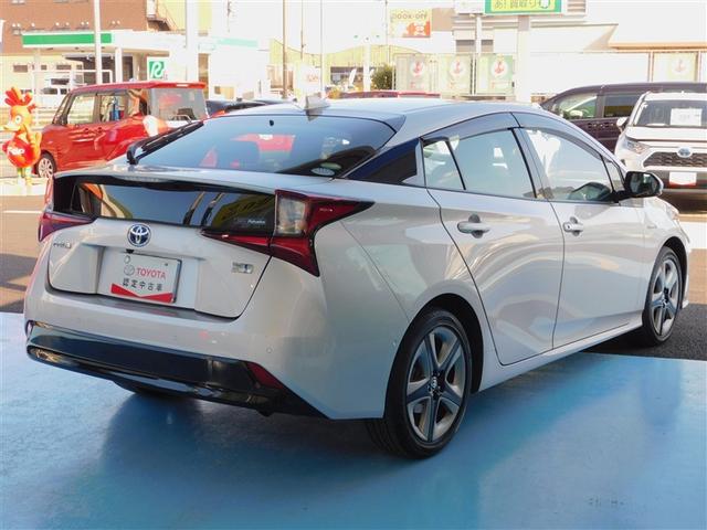 プリウス Aツーリングセレクション ドラレコ付き スマキー イモビライザー バックモニター 1オーナ クルコン 記録簿有 LEDヘッドライト DVD視聴可 ETC ナビTV メモリーナビゲーション 横滑り防止機能 キーフリ アルミ(3枚目)