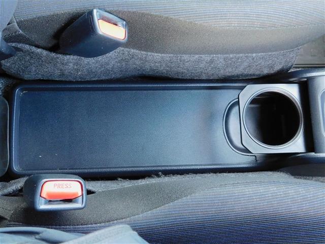 サクシード ＵＬ－Ｘ　前席パワーウィンドウ　バックモニタ　ドライブレコーダー　ワンセグＴＶ　横滑り防止装置　衝突軽減ブレーキ　ＡＢＳ　キーレスエントリー　エアコン　ＥＴＣ　ナビＴＶ　ワンオ－ナ－　パワステ　ＡＵＸ端子（24枚目）