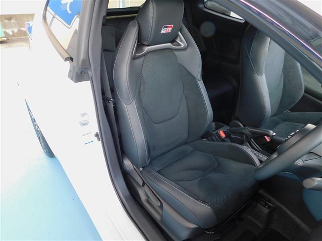 ＧＲヤリス ＲＺ　ハイパフォーマンス　１オーナ　Ｉストップ　ＬＥＤヘッド　盗難防止システム　バックガイドモニター　ＡＷＤ　フルオートエアコン　横滑り防止装置付き　アクティブクルーズコントロール　スマートキ－　ミュージックプレイヤー接続可（6枚目）