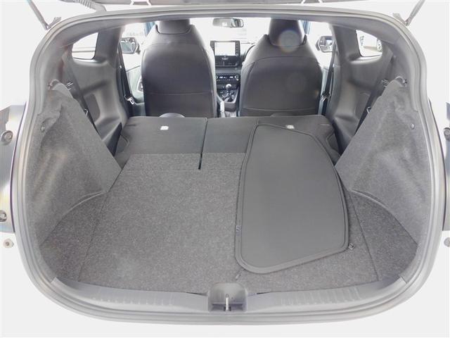 ＧＲヤリス ＲＺ　ハイパフォーマンス　１オーナ　Ｉストップ　ＬＥＤヘッド　盗難防止システム　バックガイドモニター　ＡＷＤ　フルオートエアコン　横滑り防止装置付き　アクティブクルーズコントロール　スマートキ－　ミュージックプレイヤー接続可（10枚目）