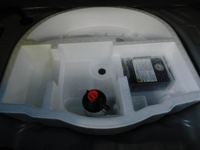 ヤリスクロス ハイブリッドＺ　インテリジェントキー　アルミホイル　ＬＥＤライト　１オ－ナ－　リアカメラ　クルーズコントロール　整備記録簿　横滑り防止システム　ＴＶ　電動シ－ト　パワステ　オートエアコン　キーフリー　イモビライザ（13枚目）