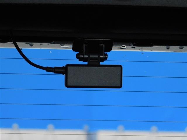 ヤリスクロス ハイブリッドＺ　インテリジェントキー　アルミホイル　ＬＥＤライト　１オ－ナ－　リアカメラ　クルーズコントロール　整備記録簿　横滑り防止システム　ＴＶ　電動シ－ト　パワステ　オートエアコン　キーフリー　イモビライザ（20枚目）