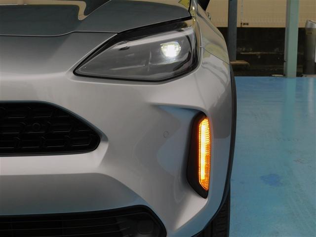 ヤリスクロス ハイブリッドＺ　インテリジェントキー　アルミホイル　ＬＥＤライト　１オ－ナ－　リアカメラ　クルーズコントロール　整備記録簿　横滑り防止システム　ＴＶ　電動シ－ト　パワステ　オートエアコン　キーフリー　イモビライザ（35枚目）