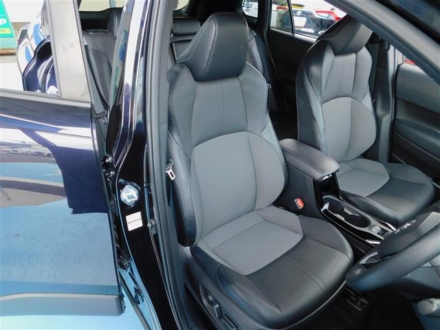 カローラクロス ハイブリッド　Ｚ　電動シ－ト　地デジＴＶ　プリクラッシュセーフティシステム　キーレスエントリー　横滑防止装置　整備記録簿　ＡＣ１００Ｖ電源　ＡＡＣ　盗難防止システム　ＴＶ　メディアプレイヤー接続　オートクルーズ　ＥＴＣ（7枚目）