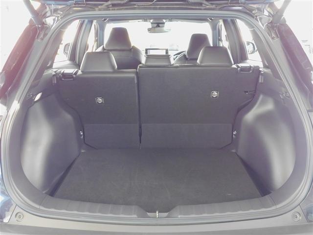 カローラクロス ハイブリッド　Ｚ　電動シ－ト　地デジＴＶ　プリクラッシュセーフティシステム　キーレスエントリー　横滑防止装置　整備記録簿　ＡＣ１００Ｖ電源　ＡＡＣ　盗難防止システム　ＴＶ　メディアプレイヤー接続　オートクルーズ　ＥＴＣ（10枚目）