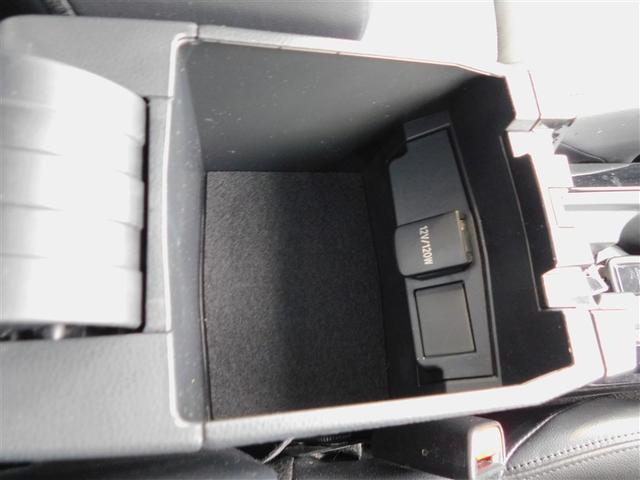 カローラクロス ハイブリッド　Ｚ　電動シ－ト　地デジＴＶ　プリクラッシュセーフティシステム　キーレスエントリー　横滑防止装置　整備記録簿　ＡＣ１００Ｖ電源　ＡＡＣ　盗難防止システム　ＴＶ　メディアプレイヤー接続　オートクルーズ　ＥＴＣ（27枚目）