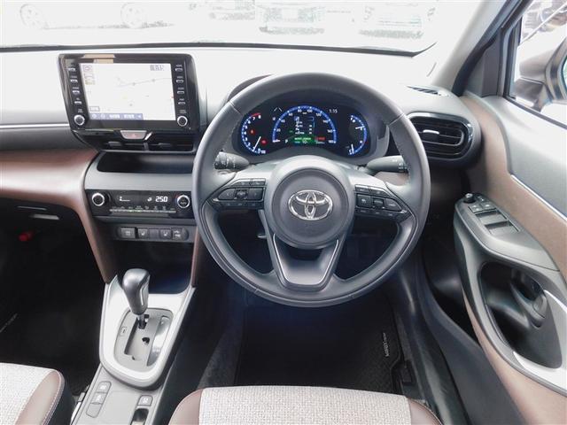 ヤリスクロス Ｚ　エアバック　テレビ　横滑防止　盗難防止装置　カーテンエアバック　パワーステアリング　助手席エアバック　パワーウィンドウ　バックガイドモニター　フルセグＴＶ　オートクルーズ　アルミ　ＬＥＤヘッドライト（5枚目）