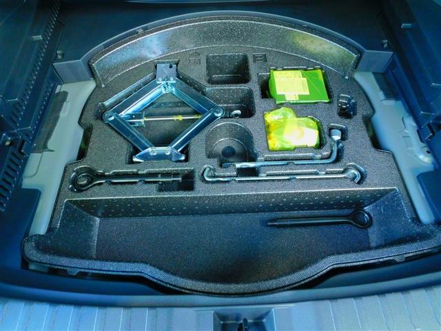 ＲＡＶ４ ハイブリッドアドベンチャー　リアカメラ　ＴＳＳ　セキュリティアラーム　ＬＥＤライト　アルミ　横滑り防止装置　電動シート　オートクルーズコントロール　エアバッグ　ミュージックプレイヤー接続可　ＡＢＳ　記録簿　キーレス　スマートキー（12枚目）