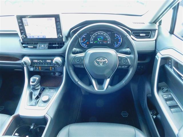 ＲＡＶ４ ハイブリッドＧ　試乗車　ドラレコ付き　盗難防止　ＡＣ１００　ＬＥＤランプ　点検記録簿　スマートキー＆プッシュスタート　オートエアコン　４ＷＤ車　メディアプレイヤー接続　横滑防止　運転席パワーシート　ＡＷ　エアバッグ（5枚目）