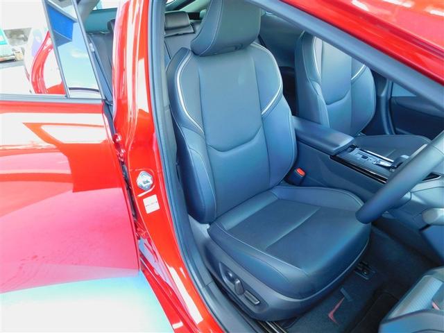 プリウス Ｚ　Ｒカメラ　フルセグ地デジＴＶ　フルオートエアコン　サイドエアバッグ　元試乗車　ドラレコ付き　ＥＳＣ　パワーステアリング　アルミ　Ｐシート　インテリキー　ＡＣ１００　整備記録簿　パワーウインドウ　ＴＶ（7枚目）