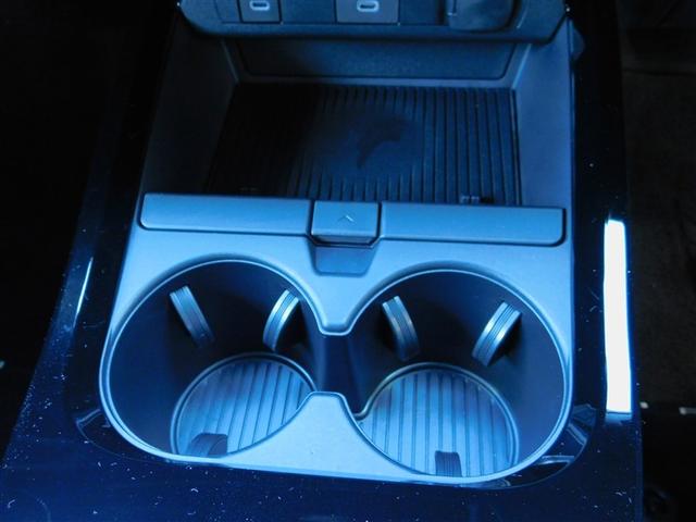 プリウス Ｚ　Ｒカメラ　フルセグ地デジＴＶ　フルオートエアコン　サイドエアバッグ　元試乗車　ドラレコ付き　ＥＳＣ　パワーステアリング　アルミ　Ｐシート　インテリキー　ＡＣ１００　整備記録簿　パワーウインドウ　ＴＶ（29枚目）