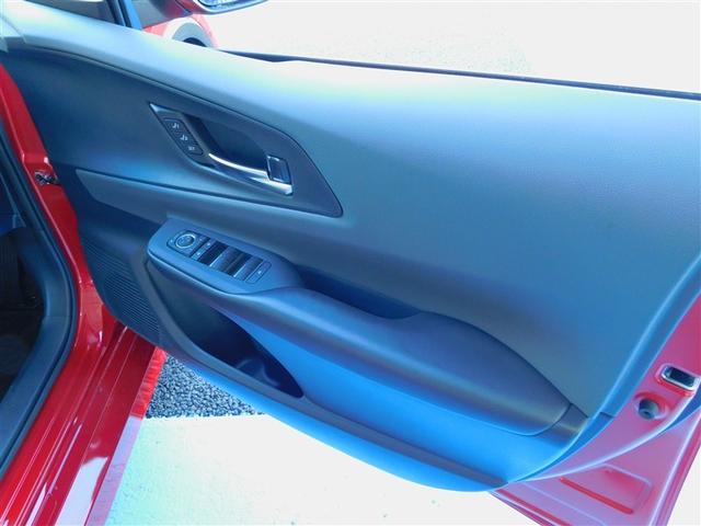 プリウス Ｚ　Ｒカメラ　フルセグ地デジＴＶ　フルオートエアコン　サイドエアバッグ　元試乗車　ドラレコ付き　ＥＳＣ　パワーステアリング　アルミ　Ｐシート　インテリキー　ＡＣ１００　整備記録簿　パワーウインドウ　ＴＶ（35枚目）