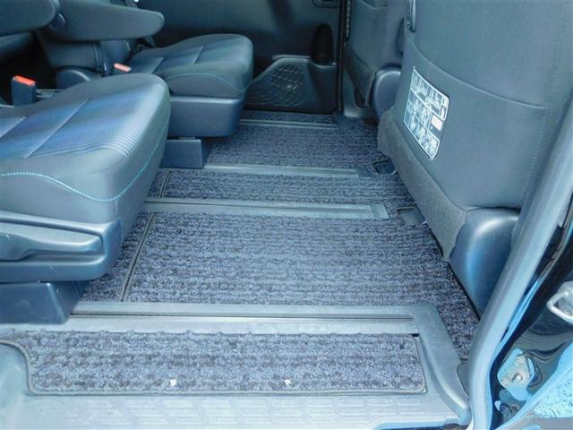 �t���b�g�Ń��C�h�ȑ����X�y�[�X