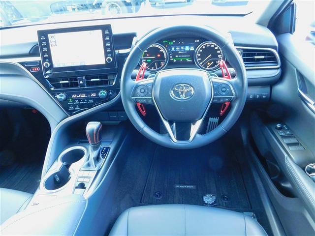 カムリ ＷＳ　Ｂカメラ　オートクルーズ　サイドＳＲＳ　ＴＶ　パワーシート　キーレスエントリー　ＡＵＸ　エアバッグ　ＥＴＣ　アルミホイール　ＡＢＳ　パワーウィンドウ　パワステ　インテリジェントキー　エアコン　横滑防止（5枚目）