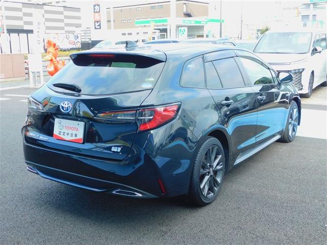 カローラツーリング ハイブリッド　ダブルバイビー　点検記録簿　ＬＥＤライト　リヤカメラ　スマキー　横滑防止　カーテンエアバック　オートクルーズコントロール　デュアルエアバッグ　フルオートエアコン　キーフリー　アルミホイール　ＥＴＣ付　ＰＳ　イモビ（4枚目）