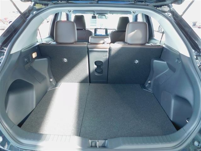 ヤリスクロス ハイブリッドＺ　スマ－トキ－　バックモニタ　運転席助手席エアバッグ　ＬＥＤヘットライト　クルコン　アルミ　ＥＳＣ　ＥＴＣ車載器　フルオートエアコン　パワーウィンドウ　Ｐシート　イモビ　キーレススタート　エアバッグ（10枚目）