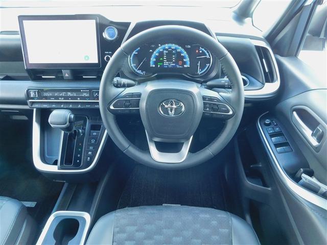 ヴォクシー ハイブリッドＳ－Ｚ　誤発進抑制　インテリジェントキー　テレビ　地上デジタル　アクティブクルーズコントロール　エアバッグ　ＤＶＤ再生機能　ＡＢＳ　１００Ｖ充電　キーレス　リアカメラ　ＰＳ　パワーウィンドウ　整備記録簿（5枚目）