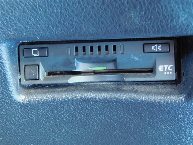 シエンタ Ｇ　両側パワ－スライドドア　スマートキー＆プッシュスタート　アイドリングストップ車　ＡＷ　ＤＶＤ再生可　ＬＥＤライト　横滑り防止システム　ＷエアＢ　メモリーナビゲーション　盗難防止システム　エアコン（18枚目）