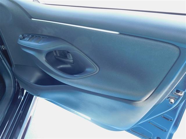 �^�]�ȃh�A�g����