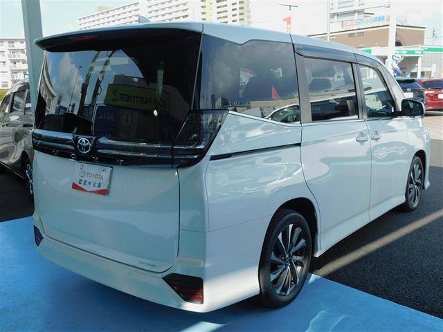 ヴォクシー Ｓ－Ｚ　ＤＶＤプレーヤー　両側自動ドア　リヤカメラ　テレビ　フルオートエアコン　パワーウインドウ　盗難防止装置　ＥＴＣ車載器　１オナ　デュアルエアコン　ＬＥＤライト　横滑り防止機能　アルミホイール　記録簿（4枚目）