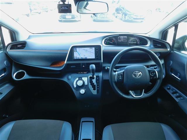 シエンタ ハイブリッド　ファンベースＧ　クエロ　衝突軽減ブレーキ　リアカメラ　両側パワースライドドア　ＬＥＤヘッドライト　スマートキー　キーフリー　点検記録簿　フルセグＴＶ　ナビＴＶ　横滑り防止装置　クルコン　ミュージックプレイヤー接続可　エアコン（6枚目）