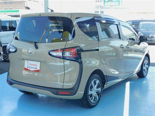 シエンタ Ｇ　クエロ　追突軽減ブレーキ　フルセグ視聴可　横滑り防止　ＡＵＸ　両側オートスライドドア　点検記録簿　Ｒカメラ　キーフリーシステム　エコアイドル　ナビＴＶ　ＥＴＣ装備　Ｗエアバック　盗難防止システム　スマートキ（4枚目）