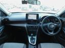 ヤリスクロス ハイブリッドＺ　スマ－トキ－　バックモニタ　運転席助手席エアバッグ　ＬＥＤヘットライト　クルコン　アルミ　ＥＳＣ　ＥＴＣ車載器　フルオートエアコン　パワーウィンドウ　Ｐシート　イモビ　キーレススタート　エアバッグ（6枚目）