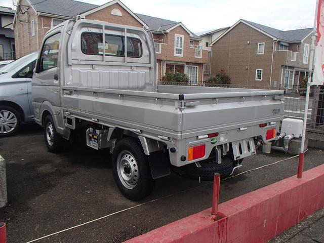 KC 4WD 届出済未使用車 禁煙車 5速マニュアル エアコン パワステ 三方開(8枚目)