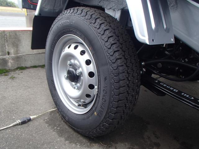 スタンダード 4WD 届出済未使用車 禁煙車 5速マニュアル エアコン パワステ 三方開(16枚目)
