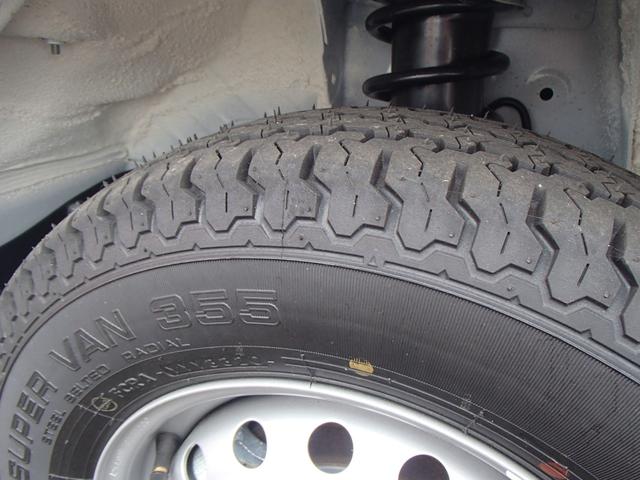 スタンダードSAIIIt 4WD 届出済未使用車 禁煙車 5速マニュアル エアコン パワステ 衝突被害軽減ブレーキ 三方開(16枚目)