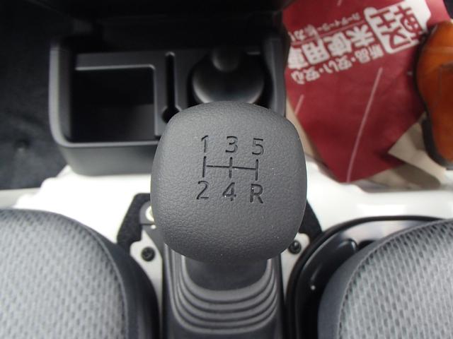 スタンダードSAIIIt 4WD 届出済未使用車 禁煙車 衝突被害軽減ブレーキ 5速マニュアル エアコン パワステ 三方開(17枚目)