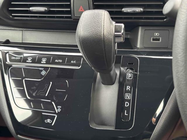 デイズ ハイウェイスター　Ｘ　バックカメラ　ナビ　クリアランスソナー　衝突被害軽減システム　オートライト　ＬＥＤヘッドランプ　スマートキー　アイドリングストップ　電動格納ミラー　ベンチシート　ＣＶＴ　盗難防止システム　ＡＢＳ（5枚目）