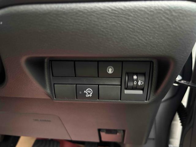 デイズ ハイウェイスター　Ｘ　バックカメラ　ナビ　クリアランスソナー　衝突被害軽減システム　オートライト　ＬＥＤヘッドランプ　スマートキー　アイドリングストップ　電動格納ミラー　ベンチシート　ＣＶＴ　盗難防止システム　ＡＢＳ（9枚目）