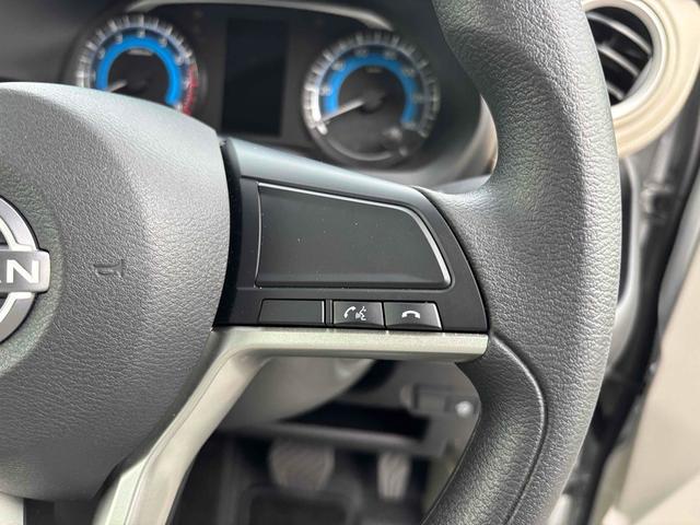 デイズ Ｘ　バックカメラ　クリアランスソナー　衝突被害軽減システム　オートライト　スマートキー　アイドリングストップ　電動格納ミラー　ベンチシート　ＣＶＴ　盗難防止システム　ＡＢＳ　ＥＳＣ　アルミホイール（11枚目）