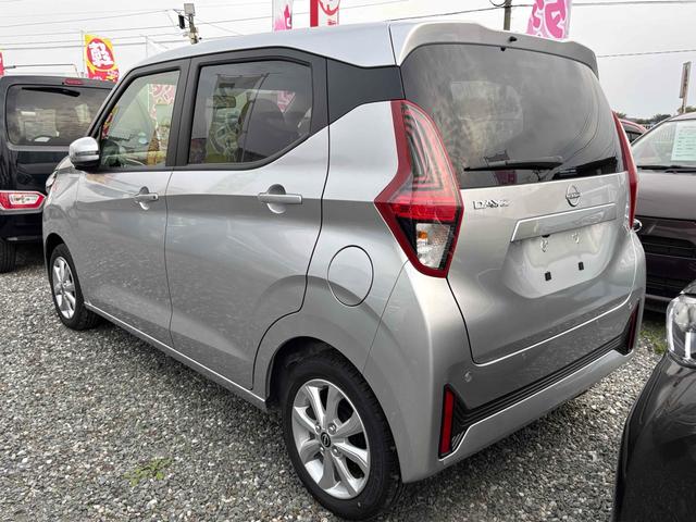 デイズ Ｘ　バックカメラ　クリアランスソナー　衝突被害軽減システム　オートライト　スマートキー　アイドリングストップ　電動格納ミラー　ベンチシート　ＣＶＴ　盗難防止システム　ＡＢＳ　ＥＳＣ　アルミホイール（23枚目）