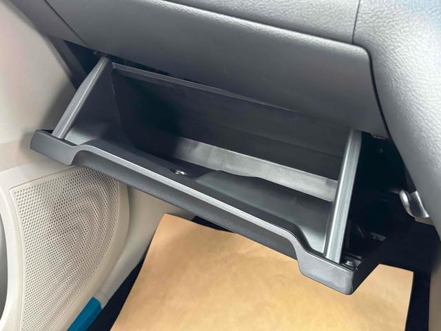 デイズ Ｘ　ＥＴＣ　クリアランスソナー　衝突被害軽減システム　オートライト　スマートキー　アイドリングストップ　電動格納ミラー　ベンチシート　ＣＶＴ　盗難防止システム　ＡＢＳ　ＥＳＣ　アルミホイール（11枚目）