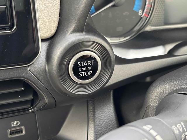 デイズ Ｘ　クリアランスソナー　衝突被害軽減システム　オートライト　スマートキー　アイドリングストップ　電動格納ミラー　ベンチシート　ＣＶＴ　盗難防止システム　ＡＢＳ　ＥＳＣ　アルミホイール　衝突安全ボディ（7枚目）