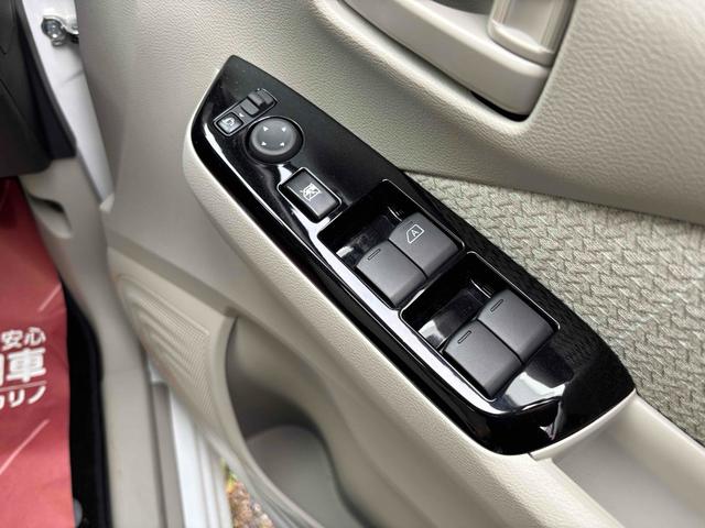 デイズ Ｘ　クリアランスソナー　衝突被害軽減システム　オートライト　スマートキー　アイドリングストップ　電動格納ミラー　ベンチシート　ＣＶＴ　盗難防止システム　ＡＢＳ　ＥＳＣ　アルミホイール　衝突安全ボディ（9枚目）